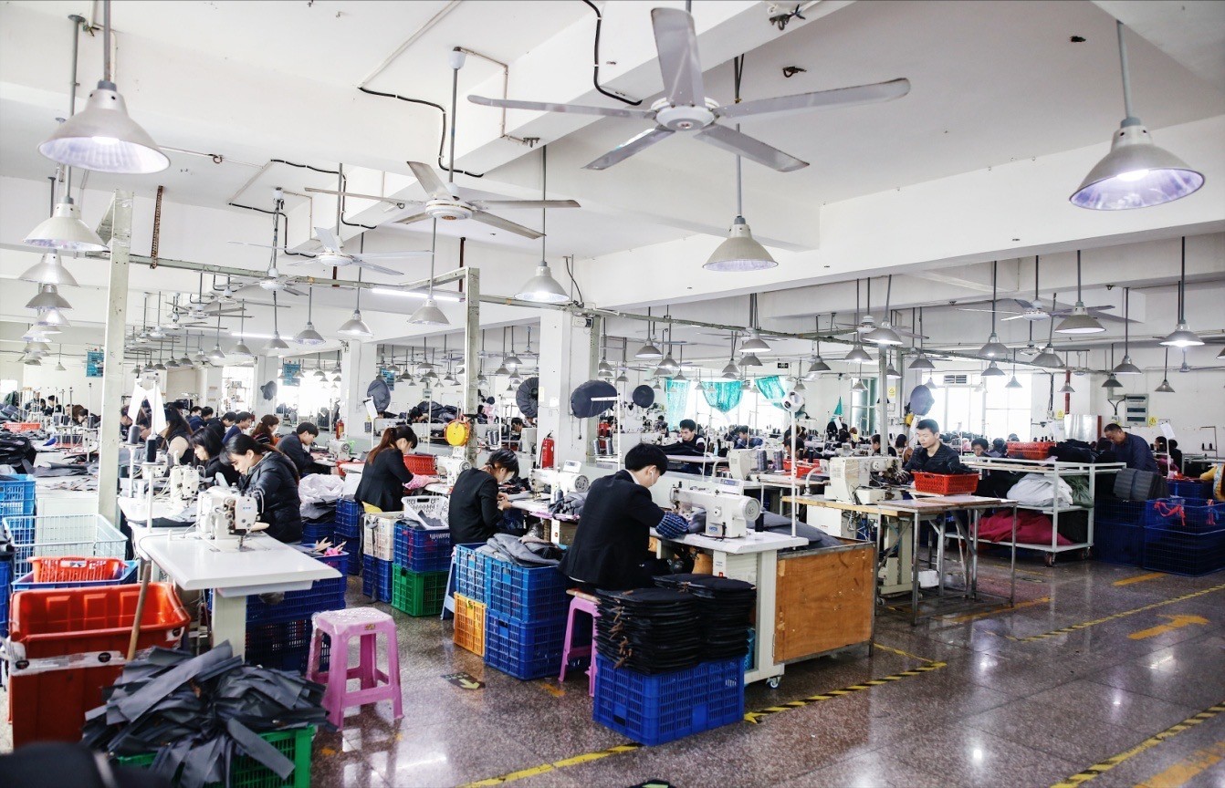 Panoramic view of 25 sewing lines in Quanzhou main plant